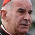 Renuncia cardenal católico de conocidas convicciones homófobas, acusado por cuatro sacerdotes de “actos inapropiados” 