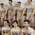 El equipo masculino de hockey de la Universidad de Nottingham se desnuda contra la homofobia
