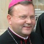 Obispo católico alemán, a favor de bendecir a las parejas del mismo sexo