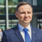 El presidente de Polonia se muestra partidario de prohibir la educación en la diversidad afectivo-sexual y de género