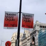 El nuevo Ayuntamiento de Madrid (controlado por PP-Ciudadanos-Vox) mutila la campaña promocional del Orgullo heredada de Carmena y elimina las banderolas con mensaje activista