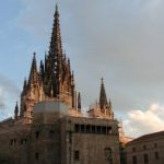 El arzobispado de Barcelona, que no permitió una conferencia del sacerdote gay Krzysztof Charamsa, da ahora voz a un homosexual homófobo